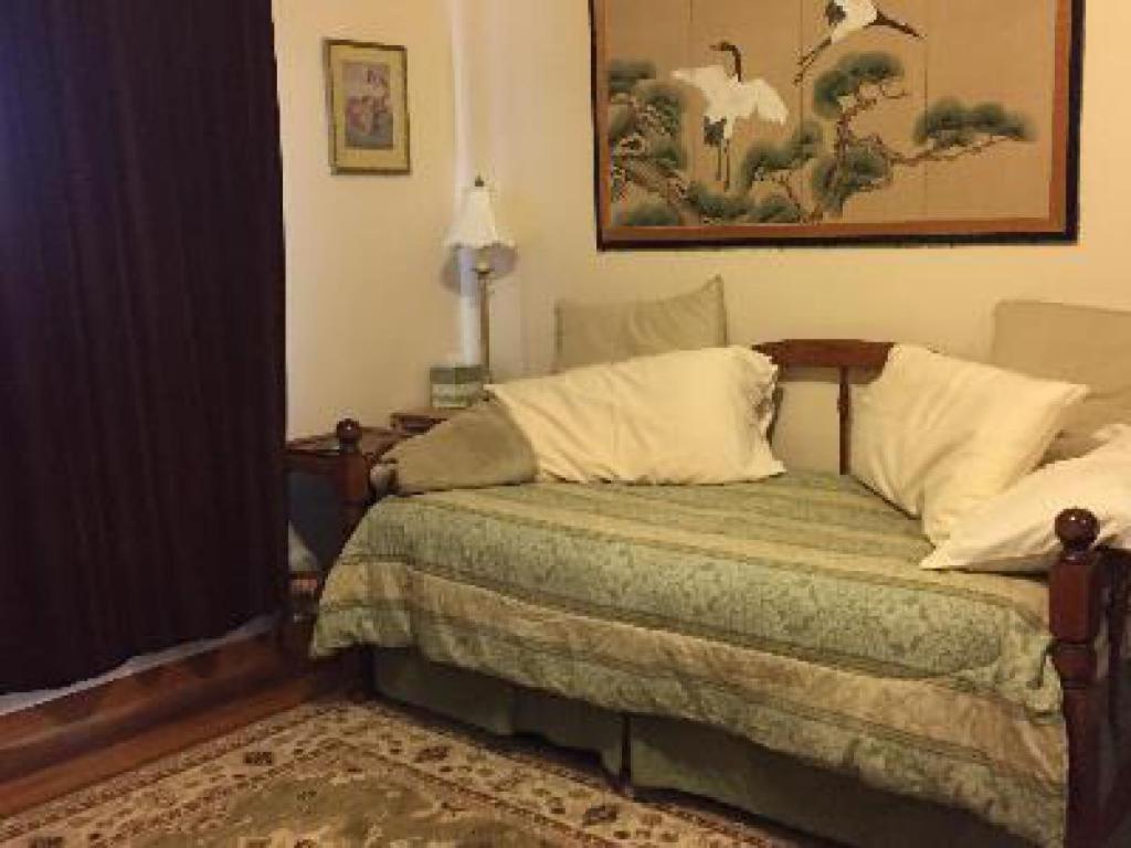 Coppertoppe Inn & Retreat Center Hebron Room photo